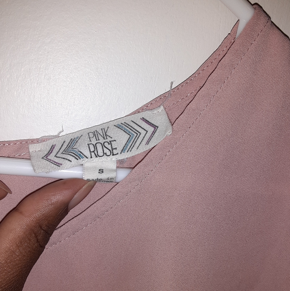 Pink blouse - Picture 3 of 3